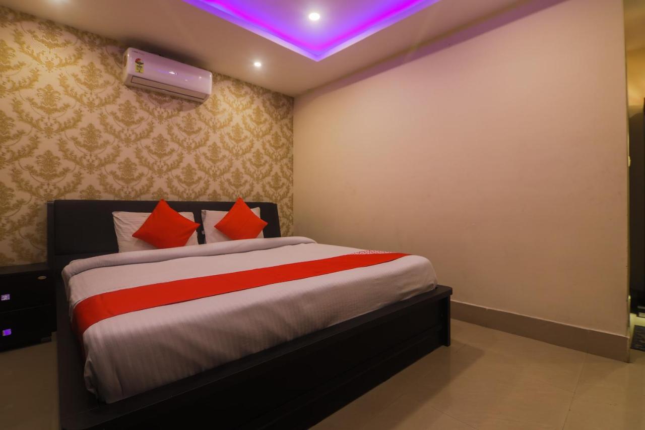 Oyo 27619 Hotel Blue Bird Annexe Nowgong Kültér fotó