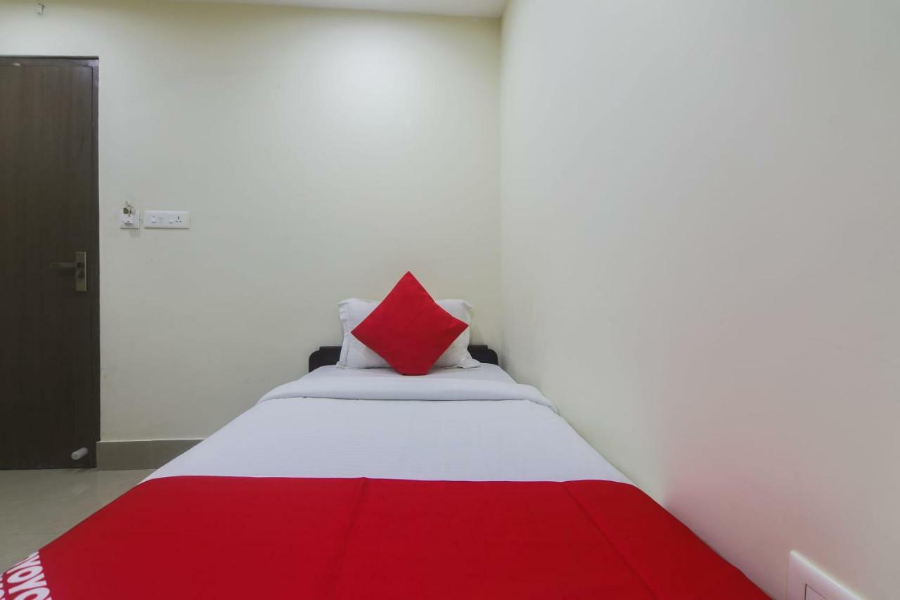 Oyo 27619 Hotel Blue Bird Annexe Nowgong Kültér fotó